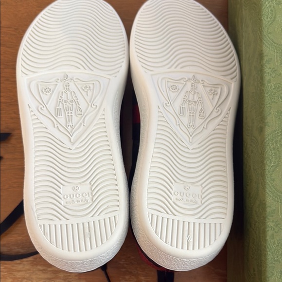 Gucci Ace GG Supreme ‘Black Grey’ Sneaker - Picture 6 of 8